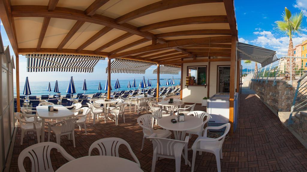 Residence Pian Dei Boschi Pietra Ligure Buitenkant foto