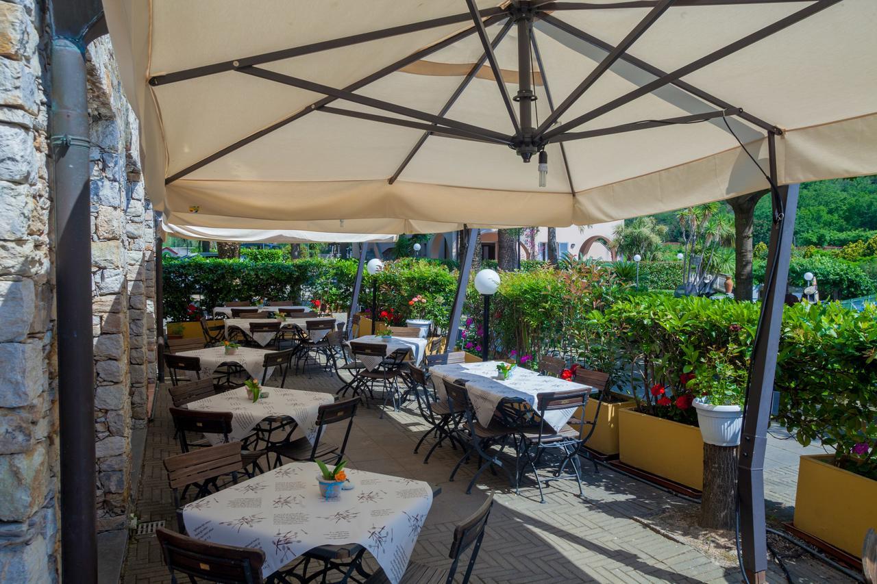 Residence Pian Dei Boschi Pietra Ligure Buitenkant foto