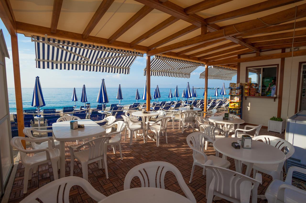 Residence Pian Dei Boschi Pietra Ligure Buitenkant foto